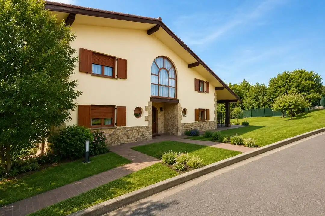 Vista exterior de Casa o chalet en venta en Donostia - San Sebastián  con Calefacción