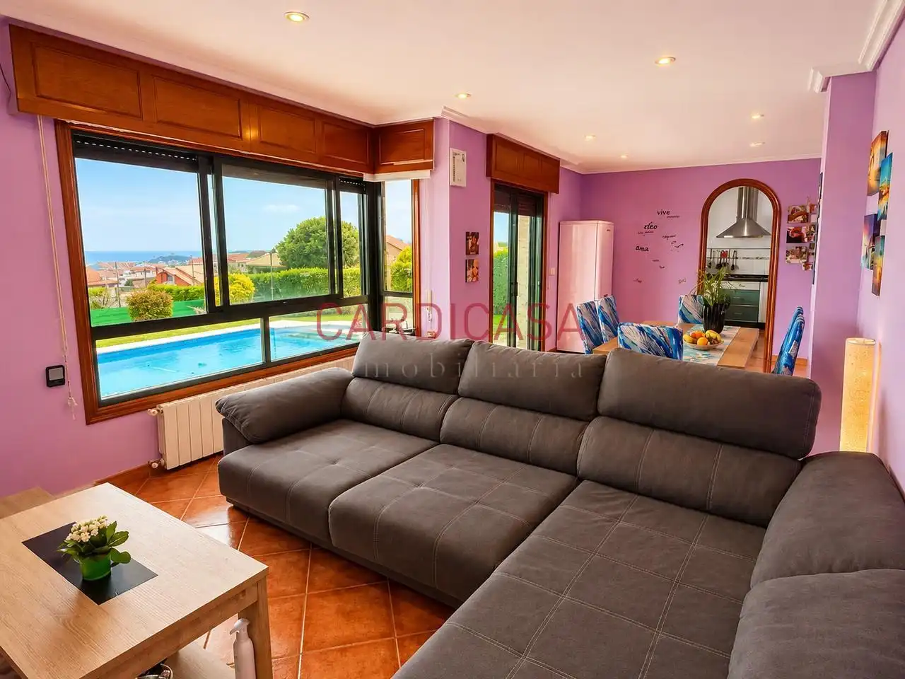 Sala de estar de Casa o chalet en venta en Oia con Calefacción, Jardín privado y Trastero
