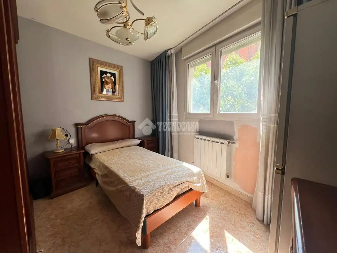 Bedroom of Flat for sale in Valladolid  with Heating and Terrace