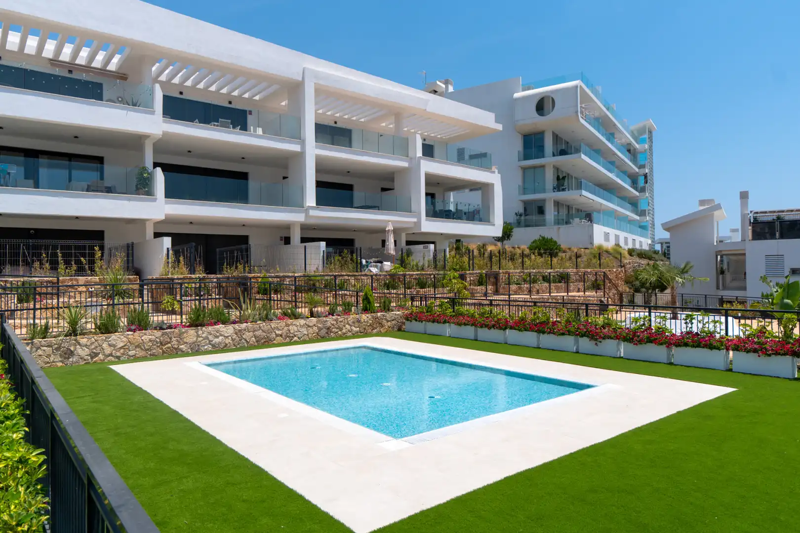 Appartement compact avec piscine à vendre à El Higuerón