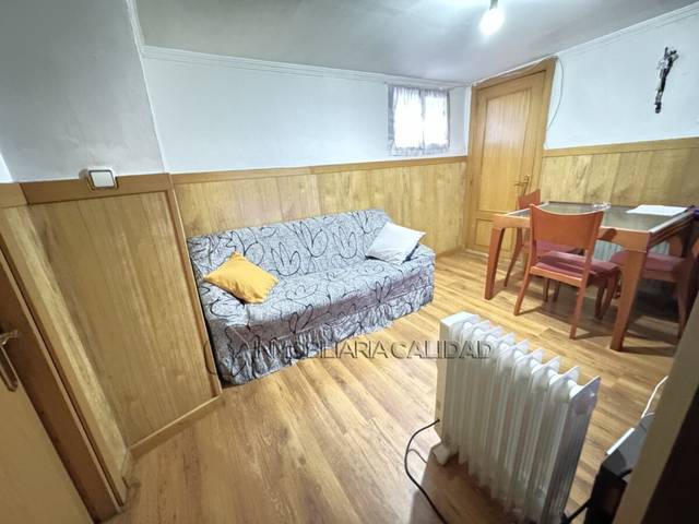 Piso en Venta en San Pedro de la Fuente