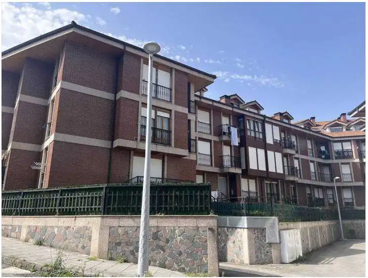 Aparcament en venda a Ramales de la Victoria