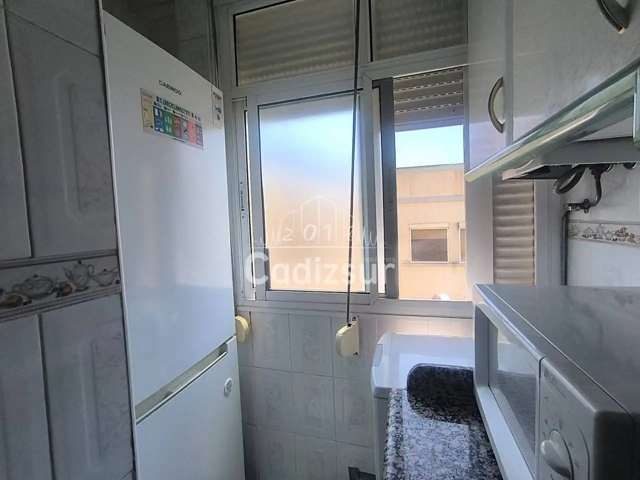 Kitchen of Flat for rent in Cádiz  with Terrace and Furnished