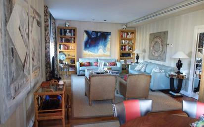 Living room of Flat to rent in Bilbao   with Furnished