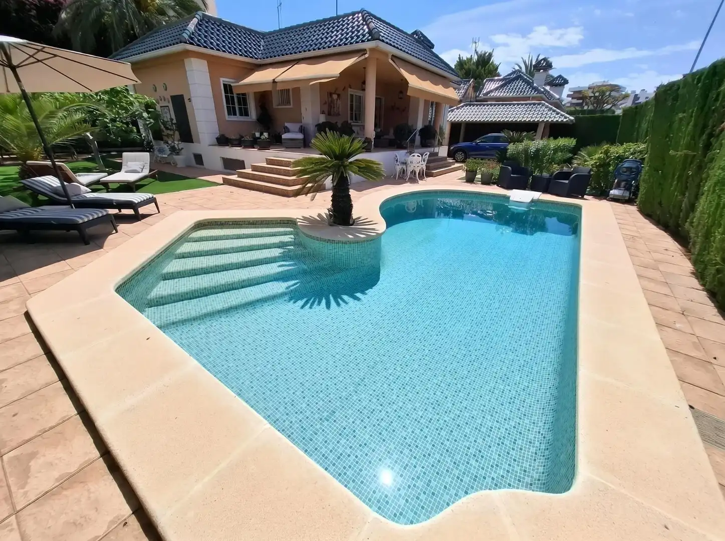 Piscina de Casa o chalet en venta en Elche / Elx con Calefacción, Jardín privado y Terraza