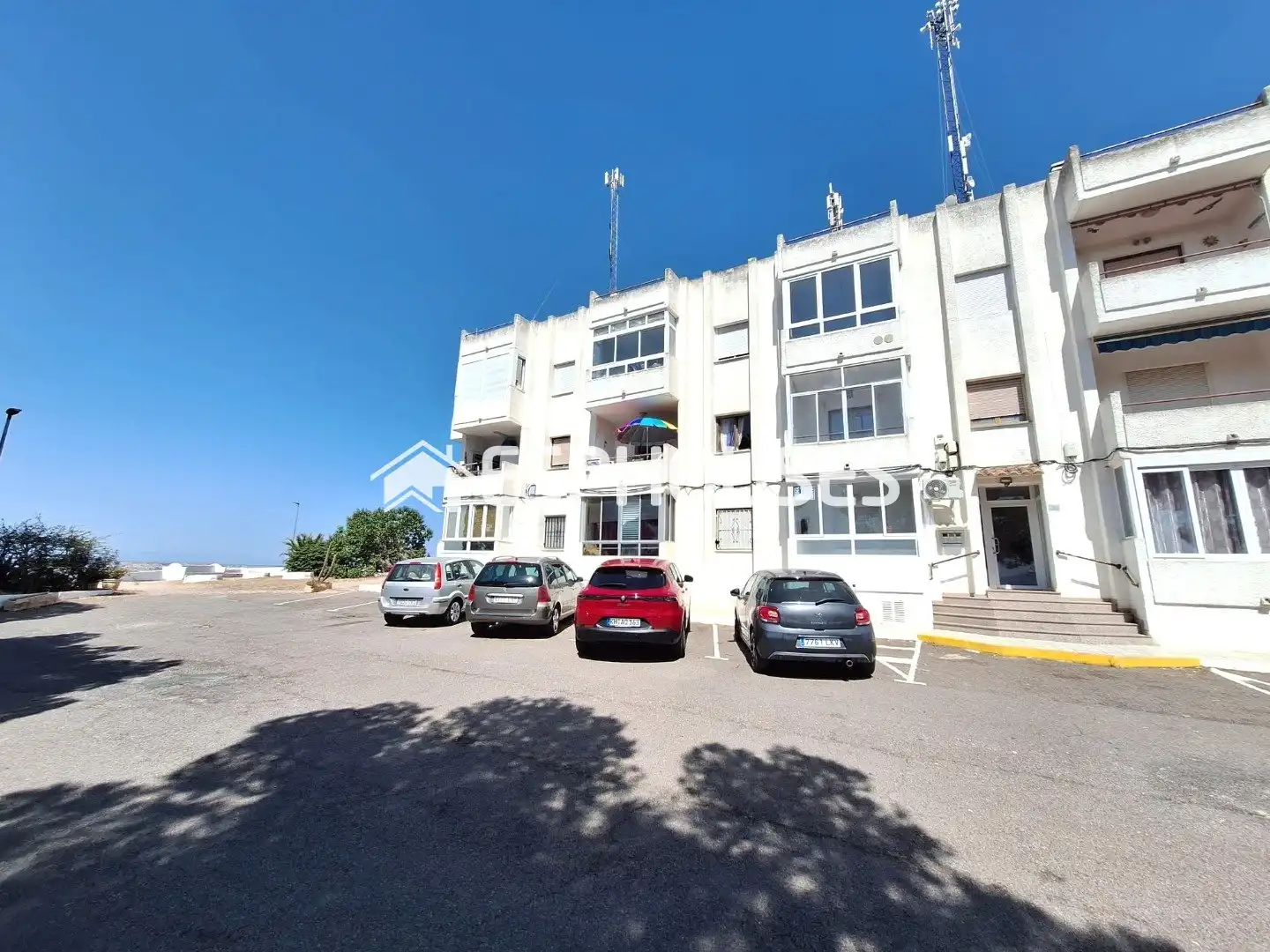 Vista exterior de Apartament en venda en Rojales amb Aire condicionat, Terrassa i Moblat