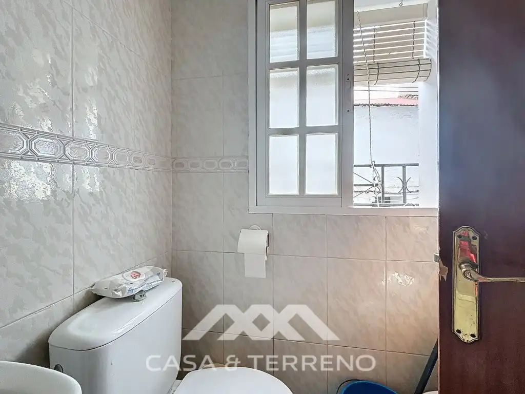 Houses for sale in Sayalonga  with Furnished, Oven and Washing machine