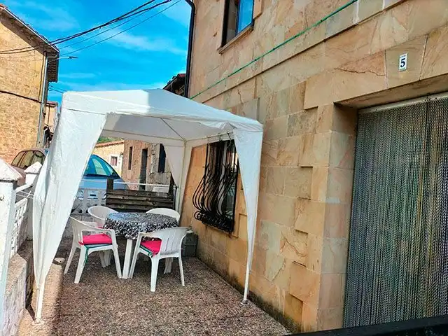 Terrassa de Casa o xalet en venda en Regumiel de la Sierra