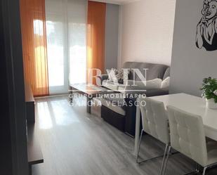 Living room of Flat for sale in  Albacete Capital  with Air Conditioner and Balcony