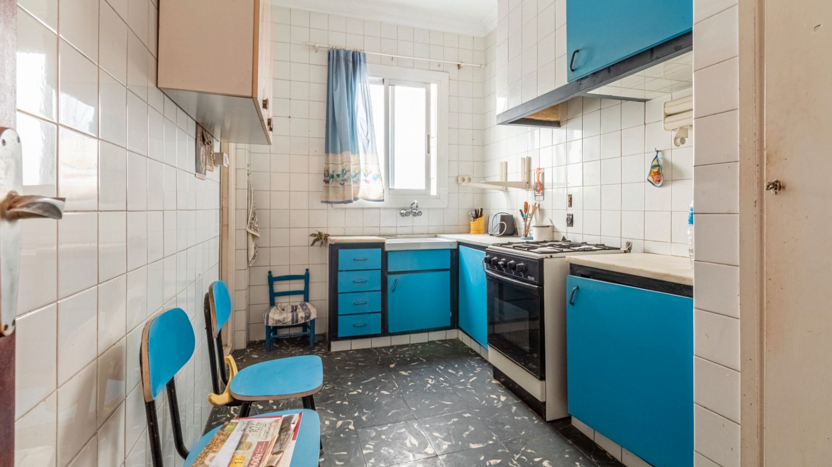 Kitchen of Flat for sale in Oliva  with Terrace, Furnished and Balcony
