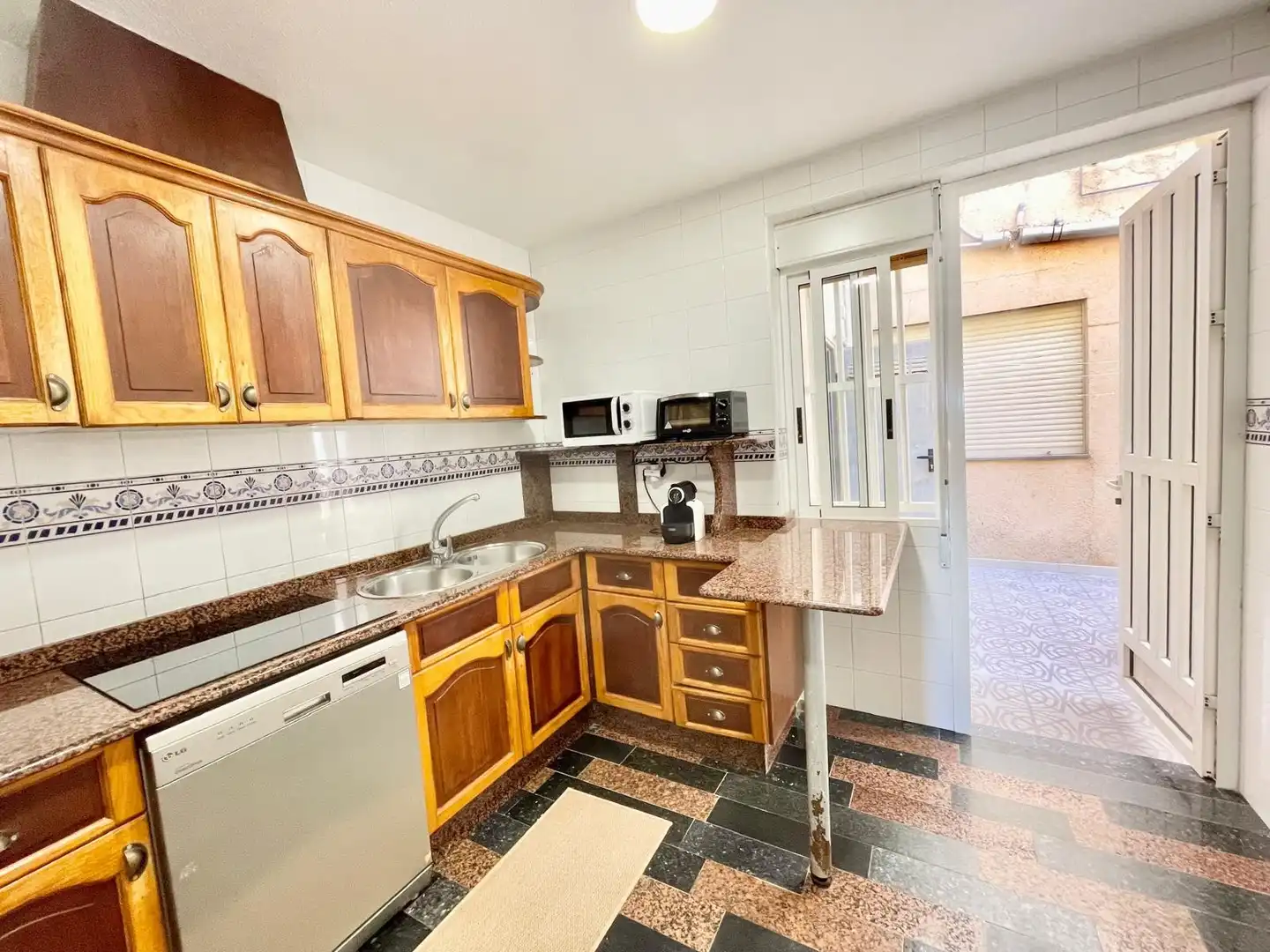 Cocina de Casa o chalet de alquiler en Pilar de la Horadada con Aire acondicionado, Calefacción y Terraza