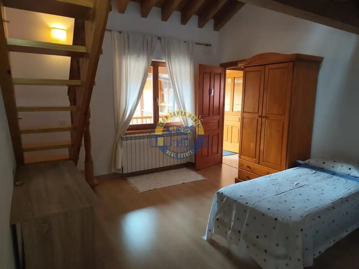 Casa o chalet en venta en Villaquilambre con Calefacción, Jardín privado y Parquet