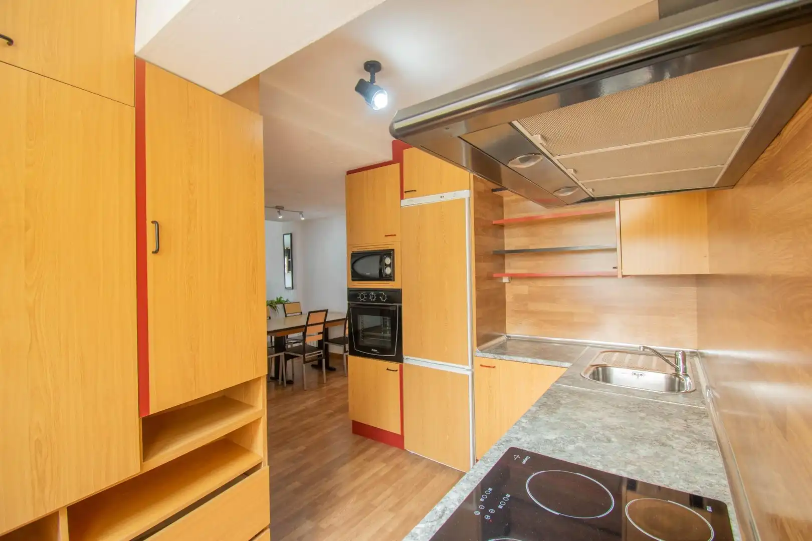 Cocina de Piso en venta en  Pamplona / Iruña con Calefacción, Amueblado y Balcón