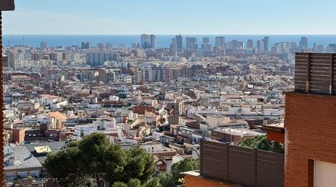 Foto 4 de Piso en venta en Carrer D'aguilar, La Font d'en Fargues, Barcelona Capital