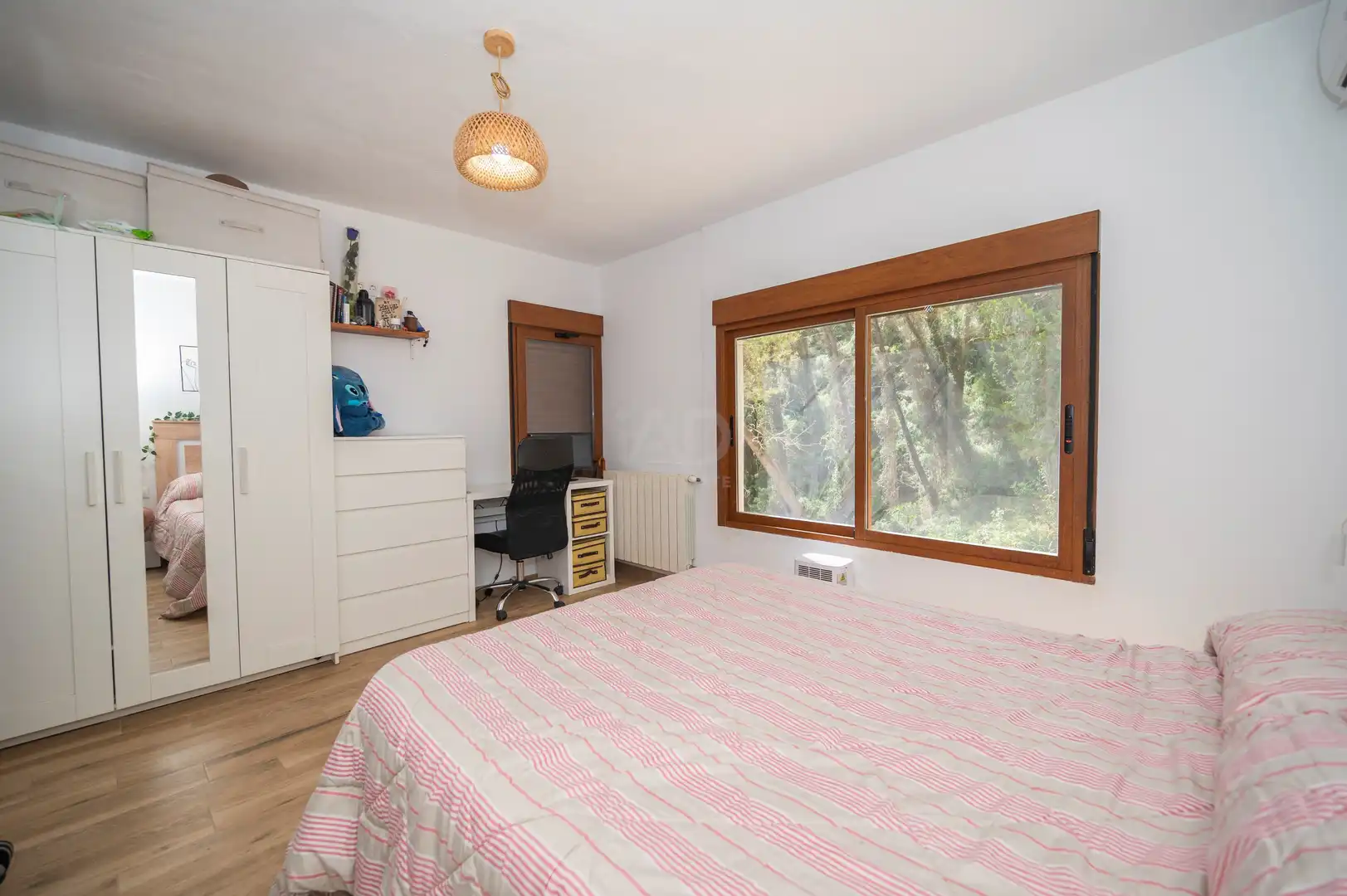 Dormitori de Casa adosada en venda en Santa Eulària des Riu amb Aire condicionat i Calefacció
