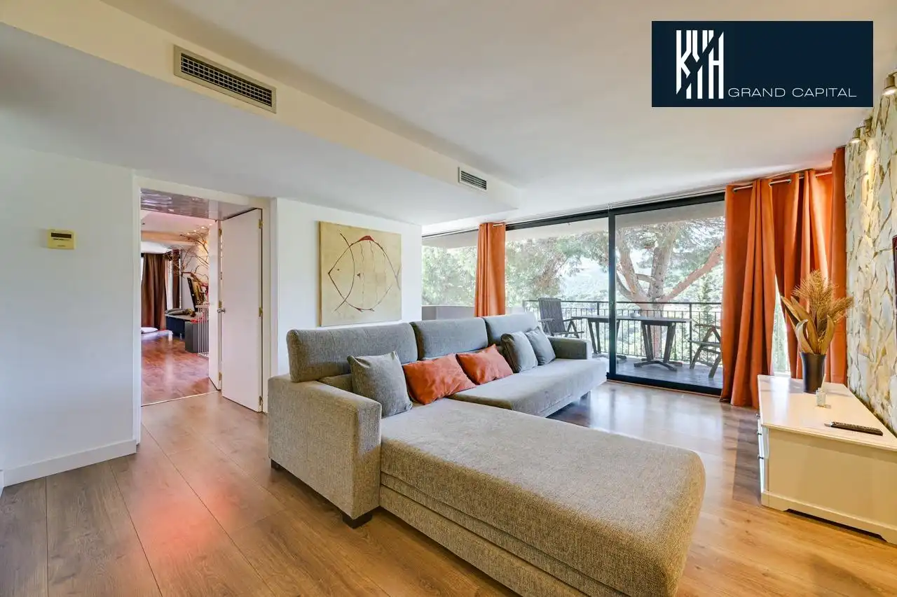 Detached house with pool for sale in Carrer Carrer Alexandria, imagen 55