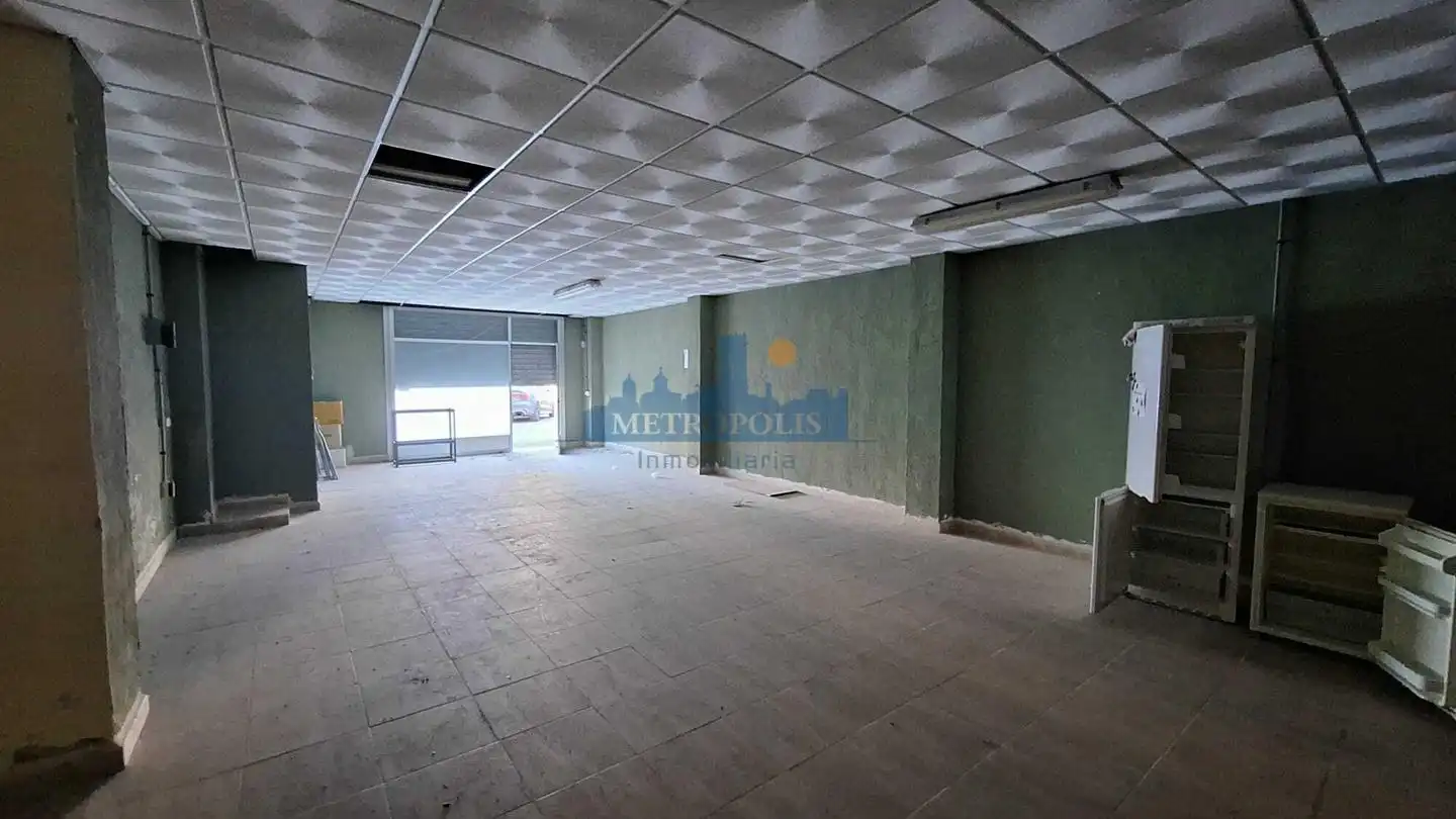 Local comercial de lloguer a Jaume I, imagen 3