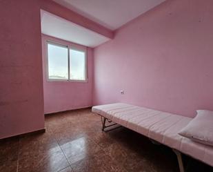 Dormitori de Apartament per a compartir en  Valencia Capital amb Moblat, Forn i Rentadora