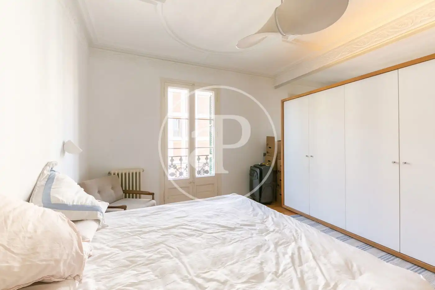 Habitación de Piso de alquiler en Barcelona con Aire acondicionado, Calefacción y Amueblado