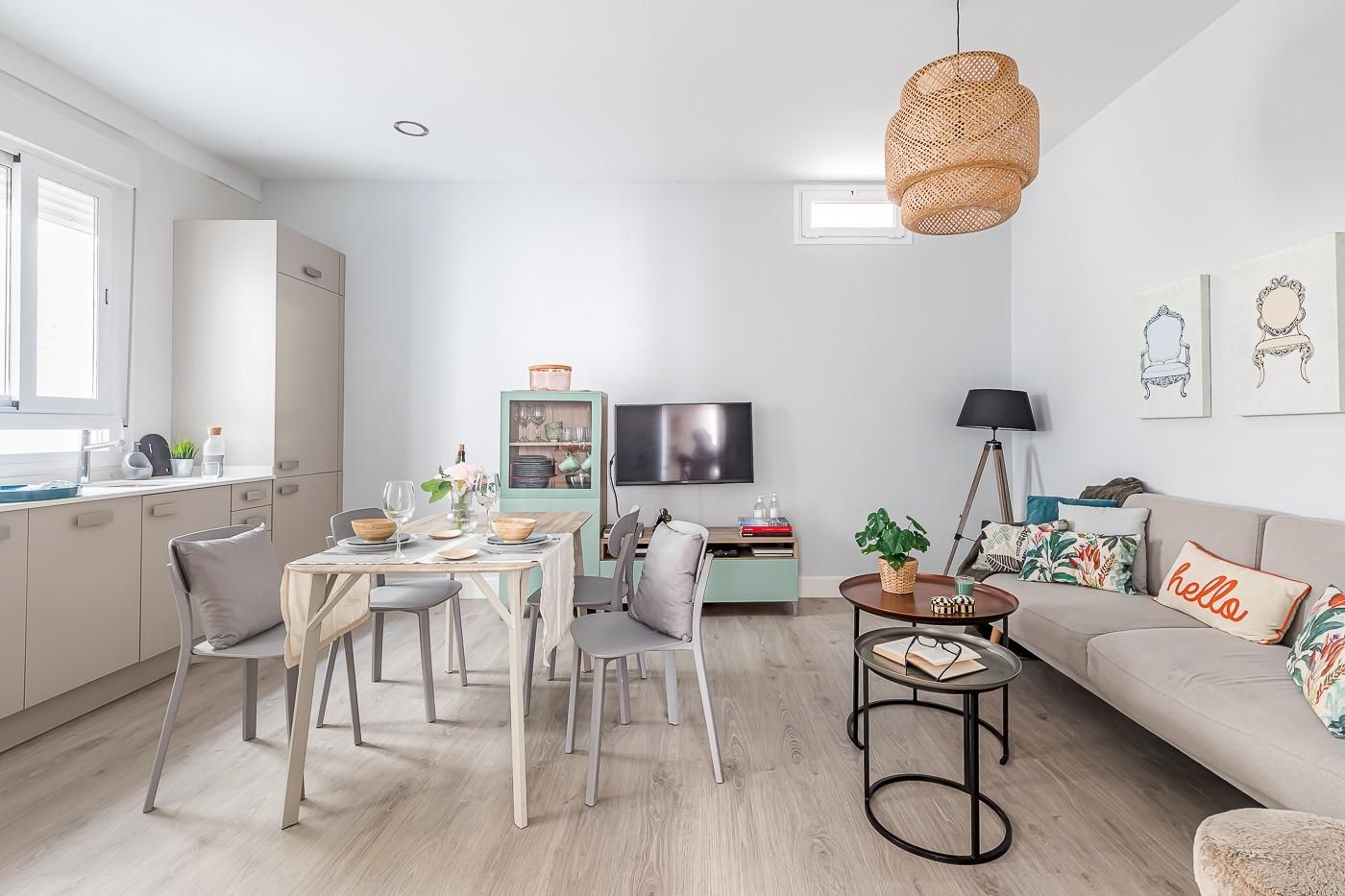 Sala d'estar de Apartament en venda en  Madrid Capital amb Aire condicionat i Calefacció