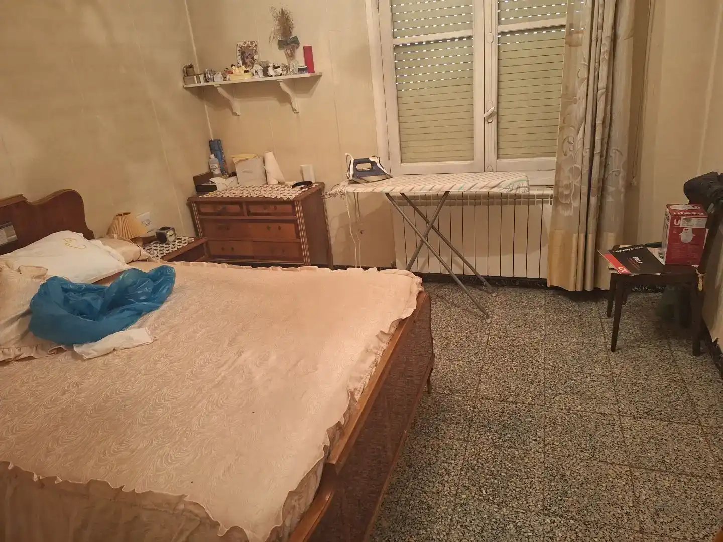 Dormitori de Casa o xalet de lloguer en Torres de Segre amb Aire condicionat, Moblat i Balcó