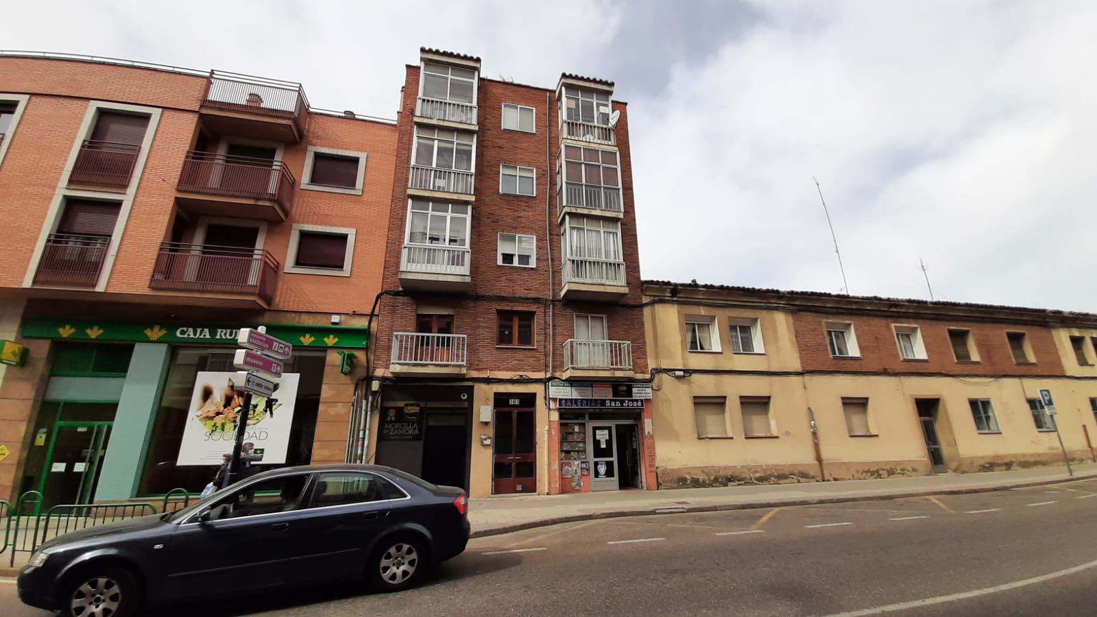 Exterior view of Flat for sale in Zamora Capital 