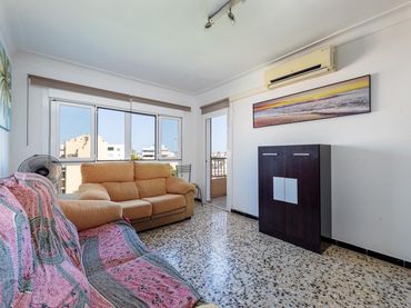 Piso con balcón en venta en REIS CATOLICS 21