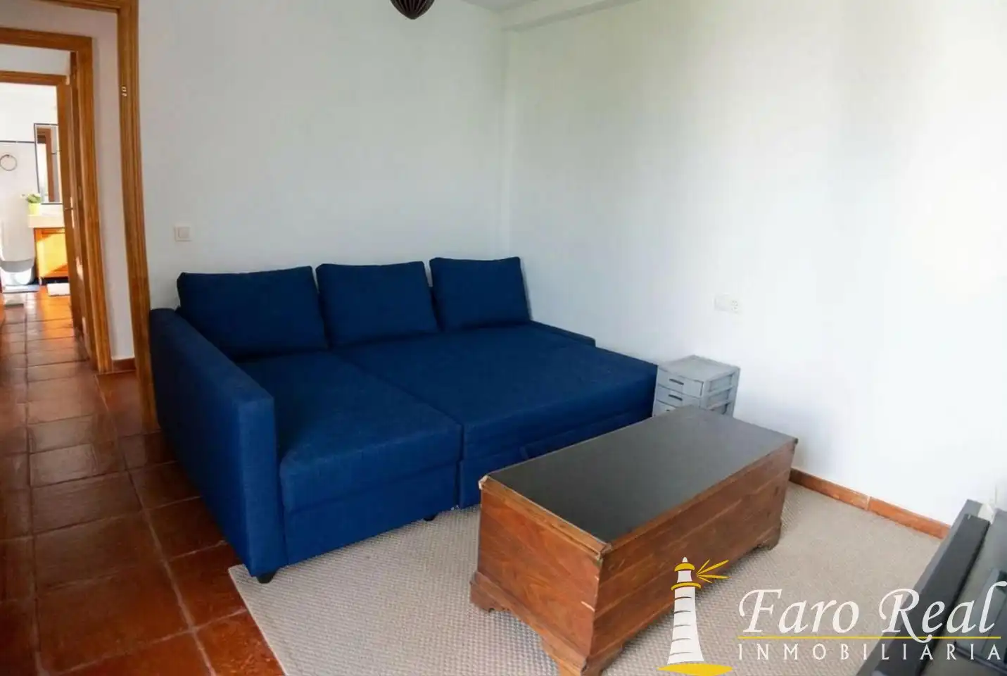 Sala d'estar de Casa o xalet en venda en Sanlúcar de Barrameda amb Aire condicionat, Jardí privat i Terrassa