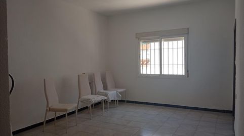 Foto 2 de Casa adosada en venta en La Paz, Alcalá de Guadaira