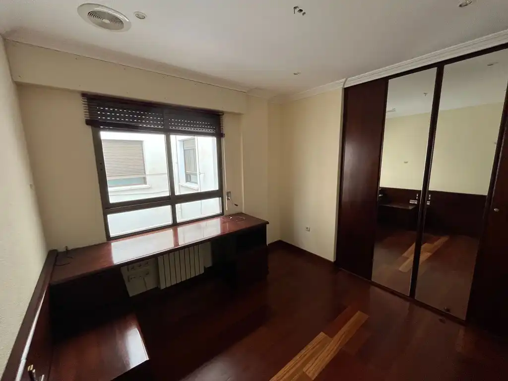 Bedroom of Flat for sale in Albacete  with Air Conditioner, Heating and Parquet flooring