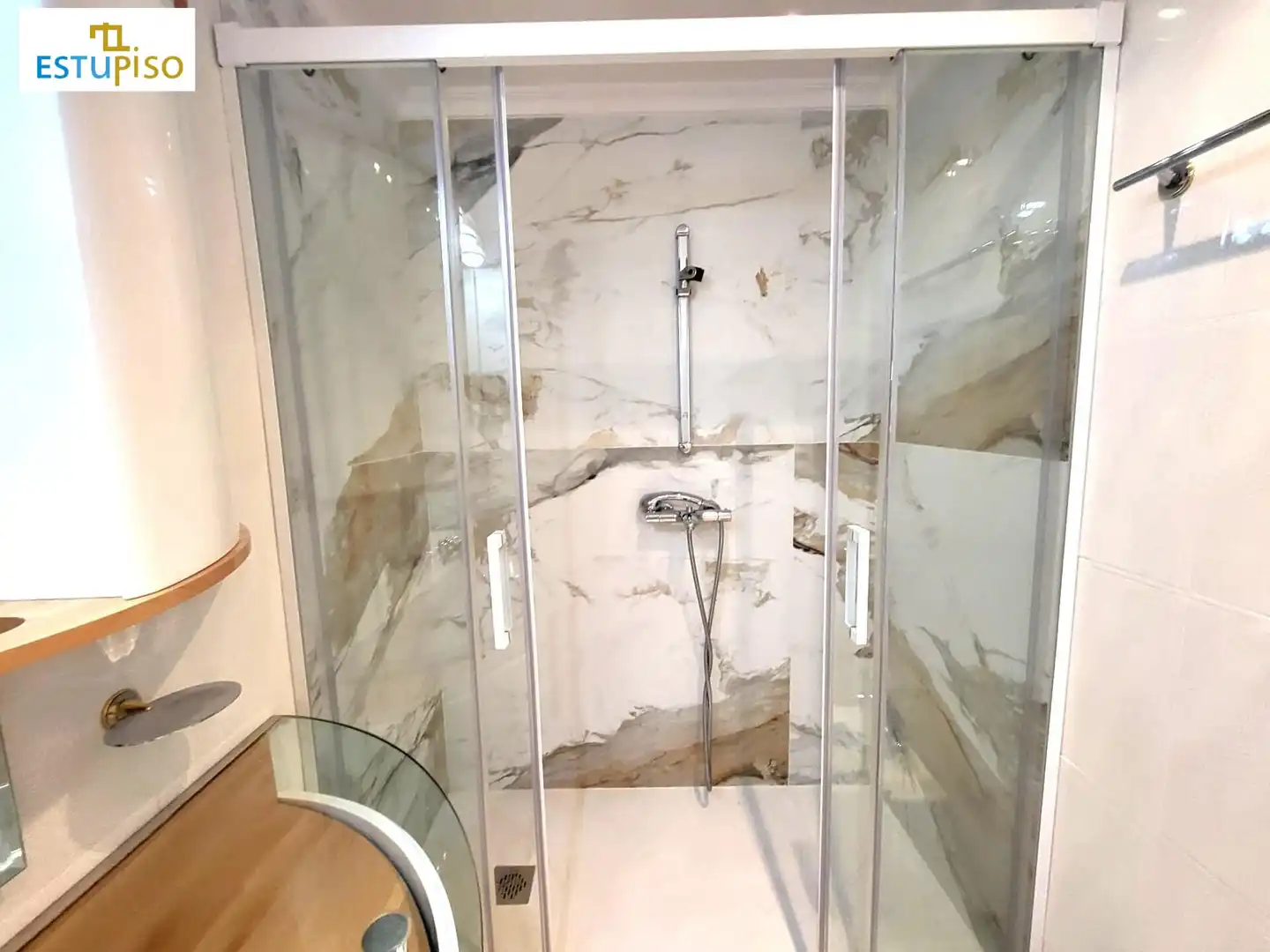 Bathroom of Flat for rent in León Capital 