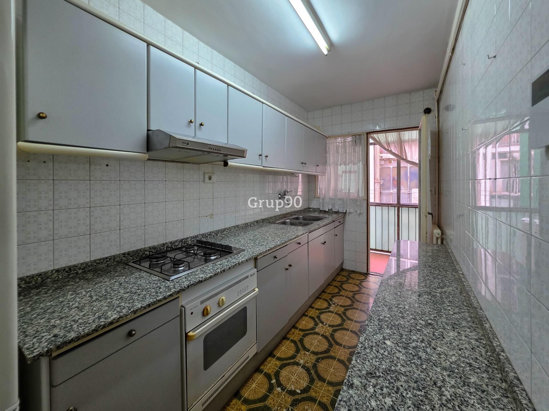 Kitchen of Flat for sale in  Lleida Capital  with Heating, Storage room and Balcony