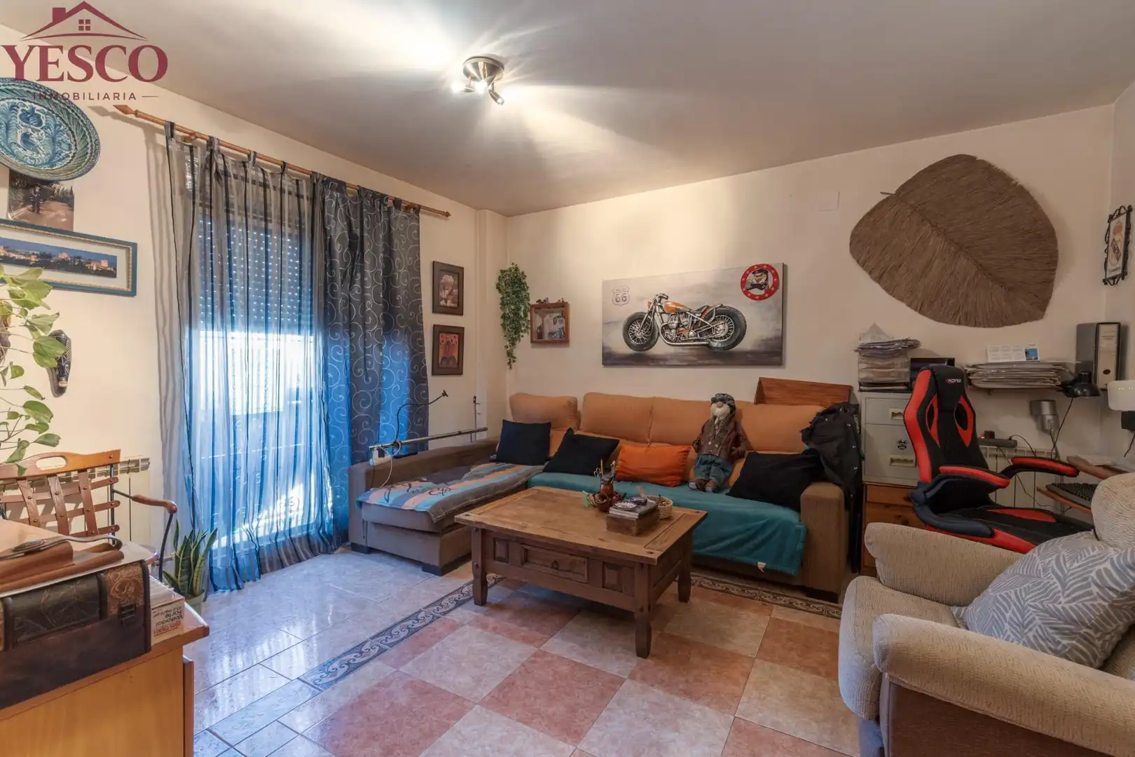 Sala de estar de Casa adosada en venta en Güevéjar con Calefacción, Terraza y Balcón