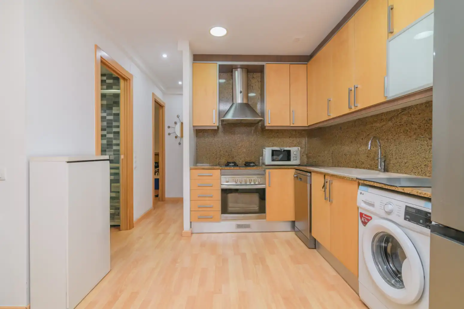 Kitchen of Flat for sale in Sant Boi de Llobregat  with Parquet flooring and Terrace