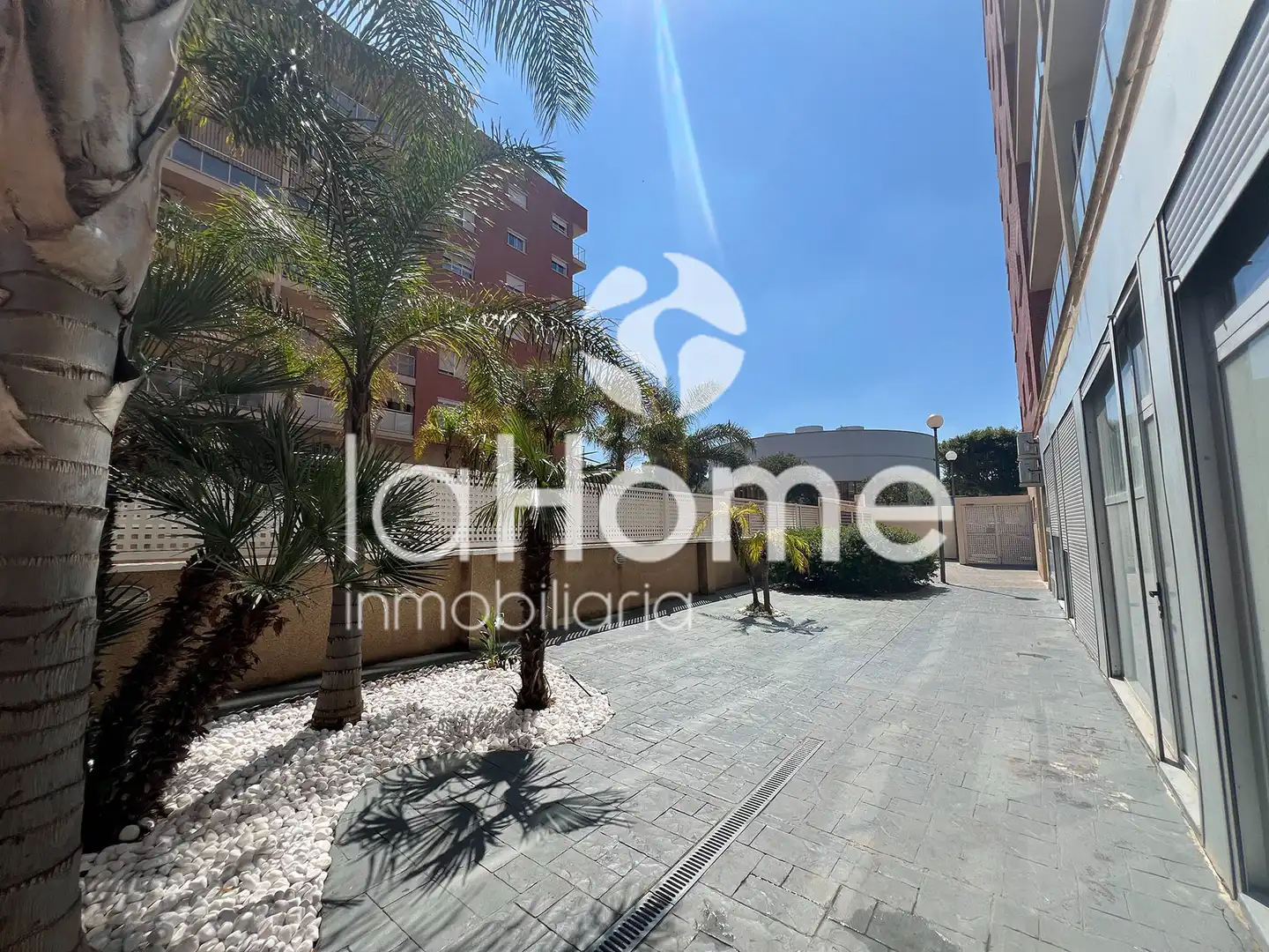 Vista exterior de Apartament en venda en Paterna amb Aire condicionat, Moblat i Forn