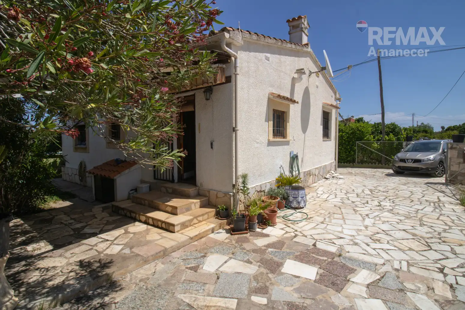 Vista exterior de Casa o chalet en venta en Dénia con Jardín privado, Trastero y Piscina