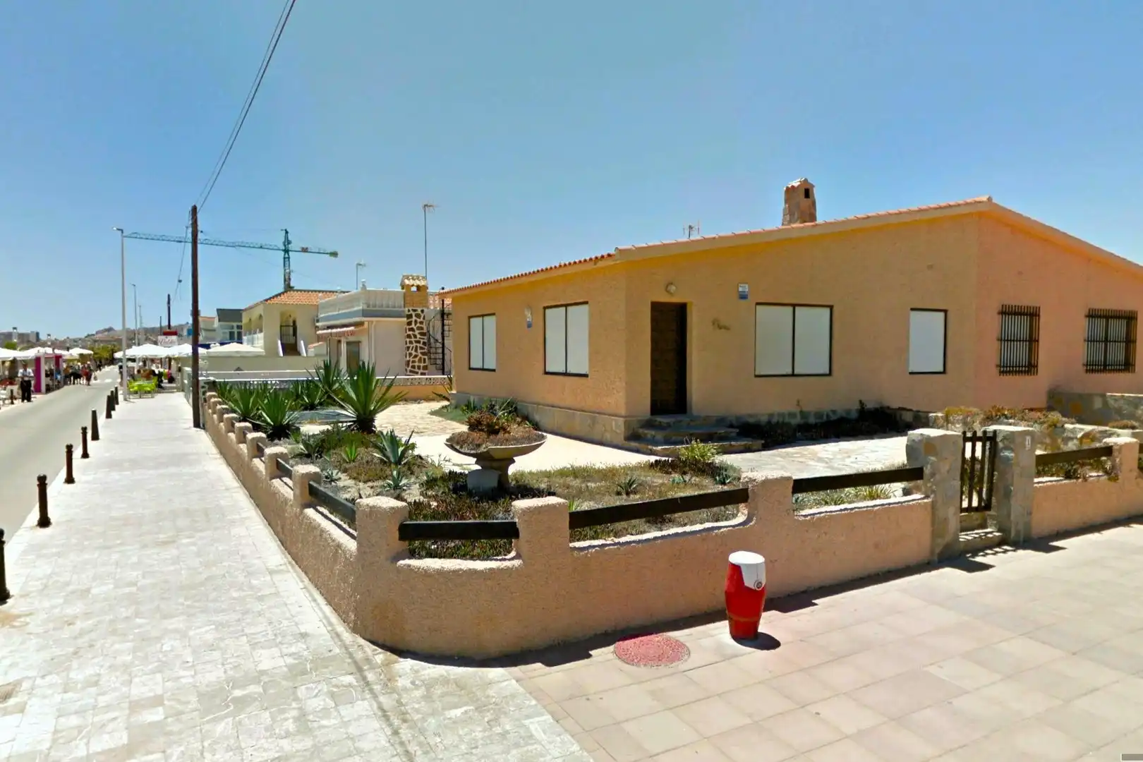 Vista exterior de Casa o chalet en venta en Torrevieja con Jardín privado y Terraza