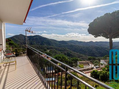 Exterior view of House or chalet for sale in Sant Cebrià de Vallalta  with Air Conditioner, Terrace and Balcony