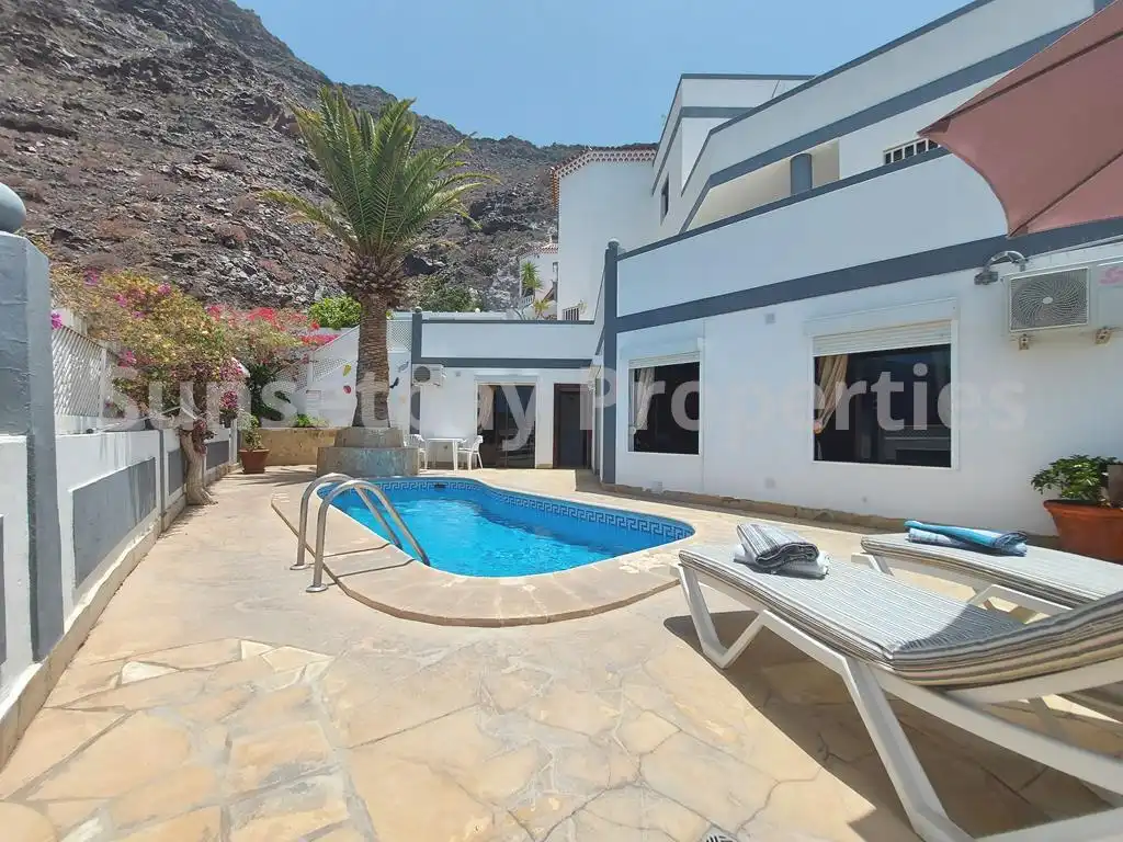 Exterior view of Houses for sale in Santiago del Teide  with Air Conditioner, Private garden and Terrace