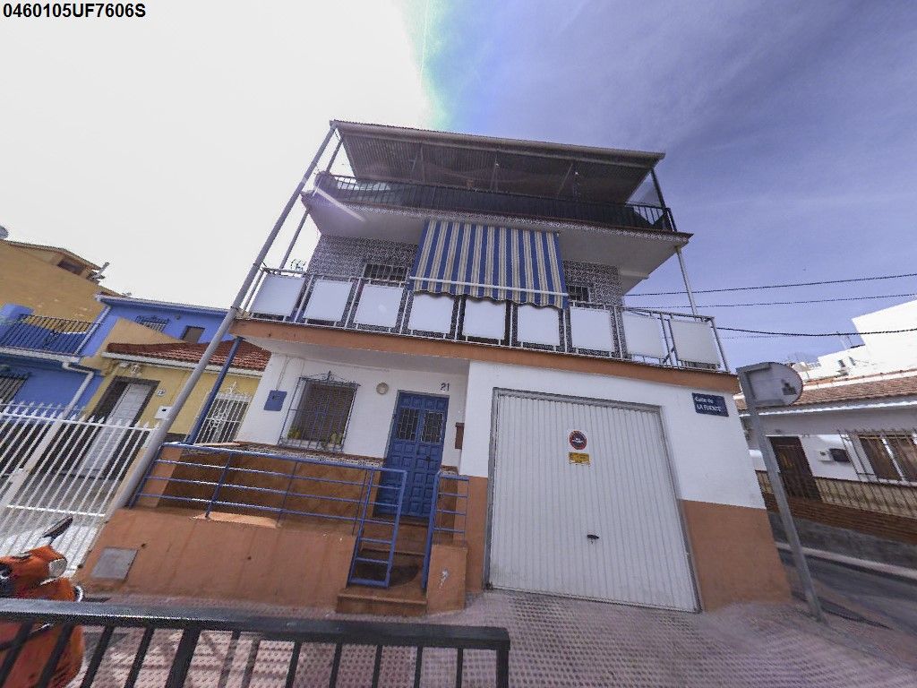 Vista exterior de Piso en venta en Iznate