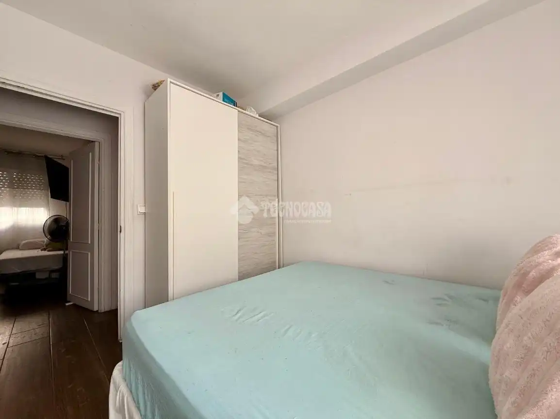 Habitación de Piso en venta en Madrid con Calefacción