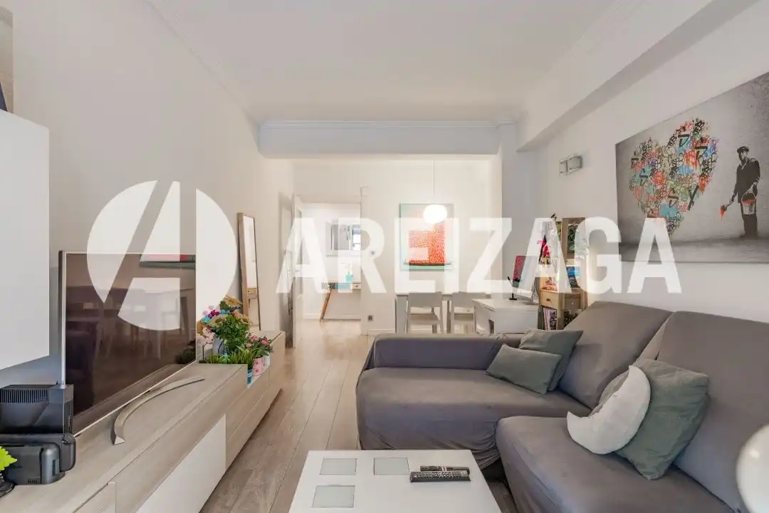 Sala de estar de Piso en venta en Donostia - San Sebastián  con Calefacción, Terraza y Balcón