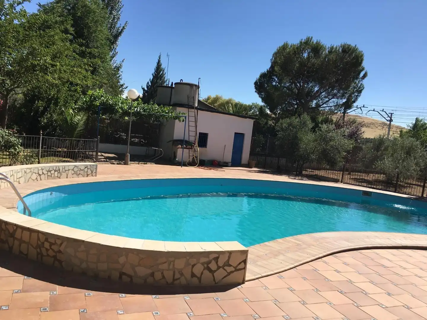Chalet con piscina en venta en Valdepeñas, imagen 2