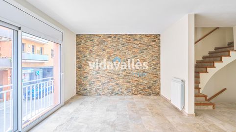 Foto 3 de Casa adosada en venda a Carrer del Coll, Cardedeu, Barcelona