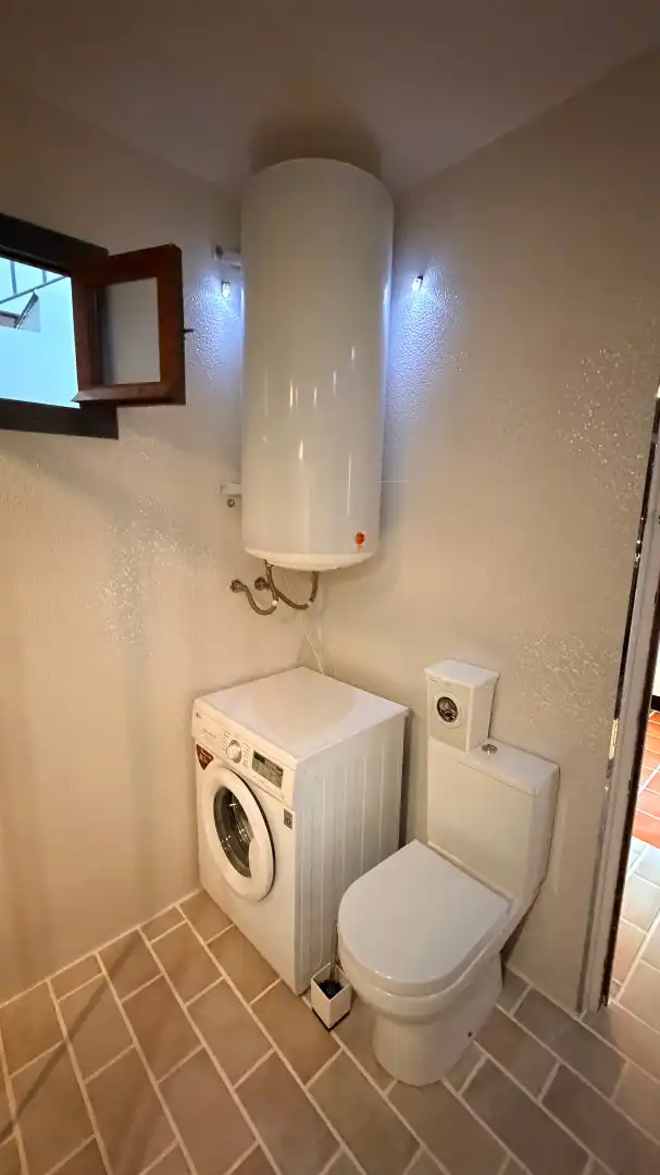 Bany de Casa o xalet en venda en Níjar amb Aire condicionat, Terrassa i Moblat