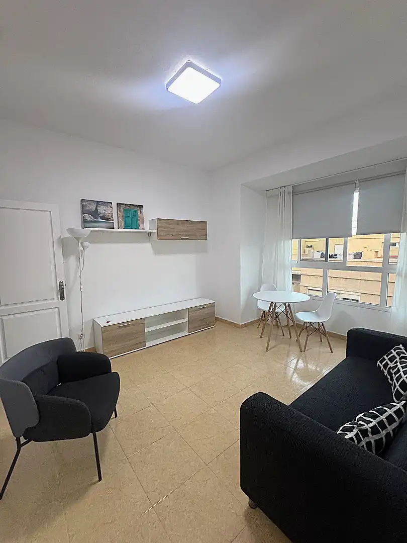 Flat for rent in Calle Pío XII, Alcaravaneras