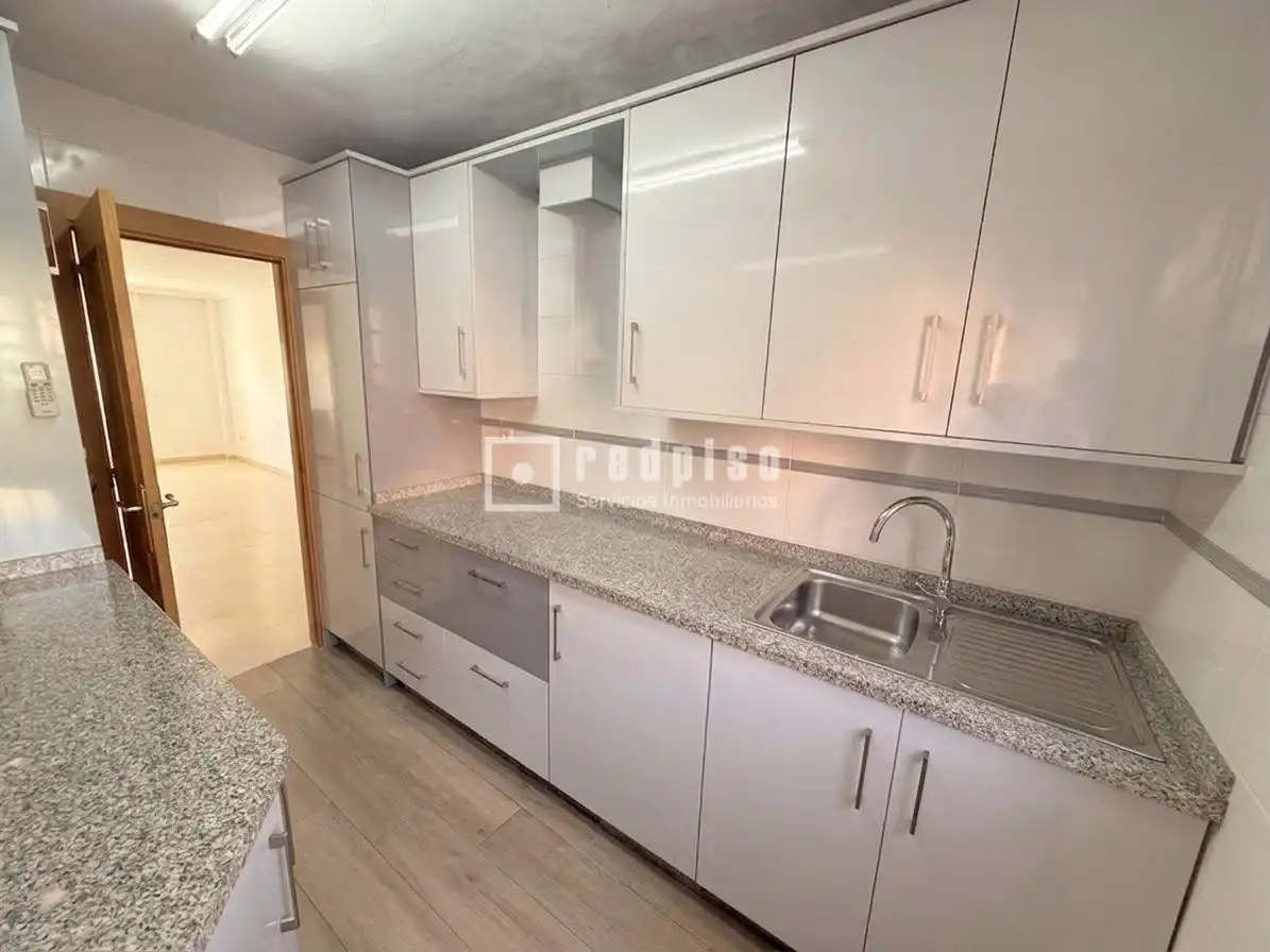 Flat with garden for sale in del Capitán, imagen 2