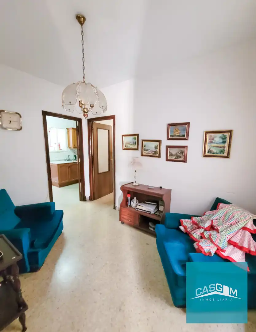 Wohnung zum Verkauf in Huelva mit Terrasse, Abstellraum und Möbliert