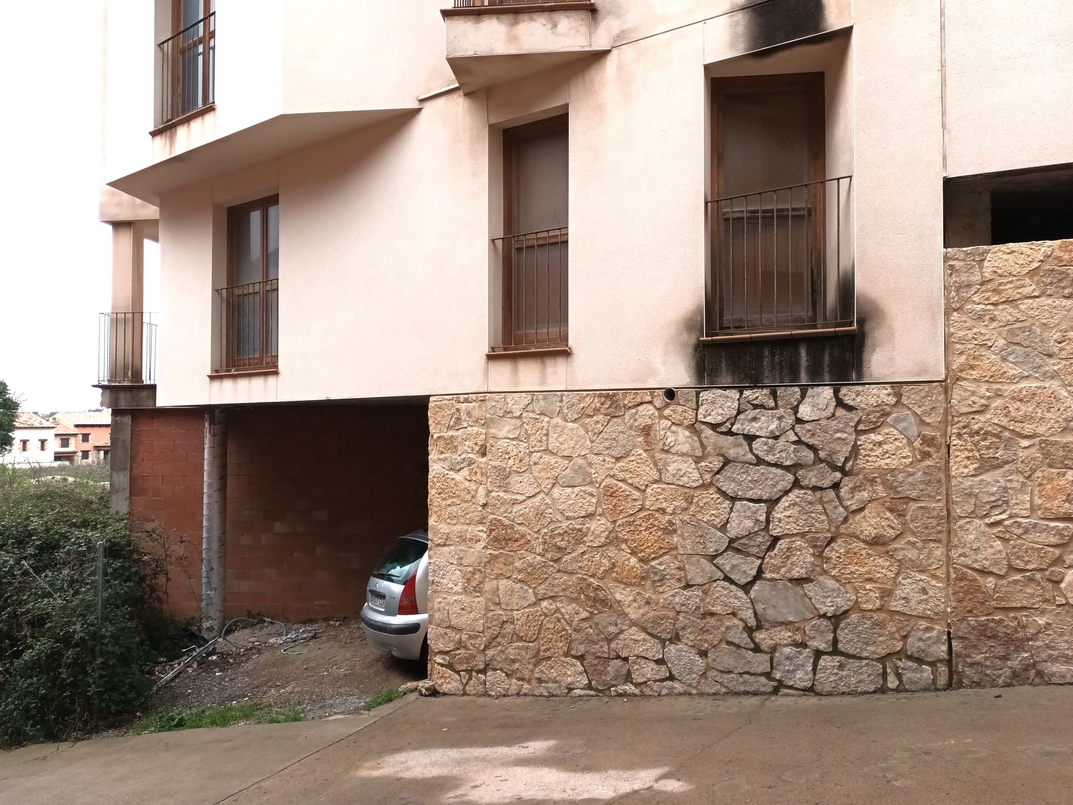 Vista exterior de Casa adosada en venda en Mora de Rubielos