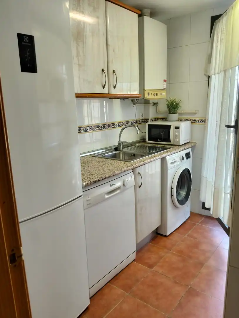 Cocina de Piso en venta en Aranjuez con Aire acondicionado, Calefacción y Jardín privado
